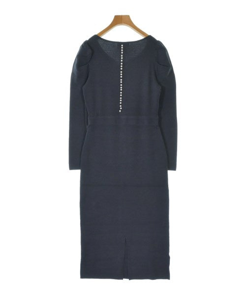 PROPORTION BODY DRESSING ชุดเดรส