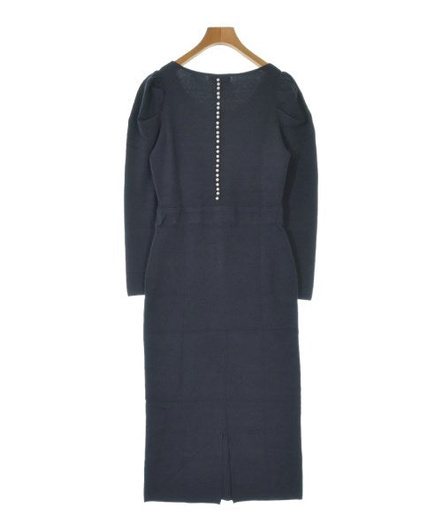 PROPORTION BODY DRESSING ชุดเดรส