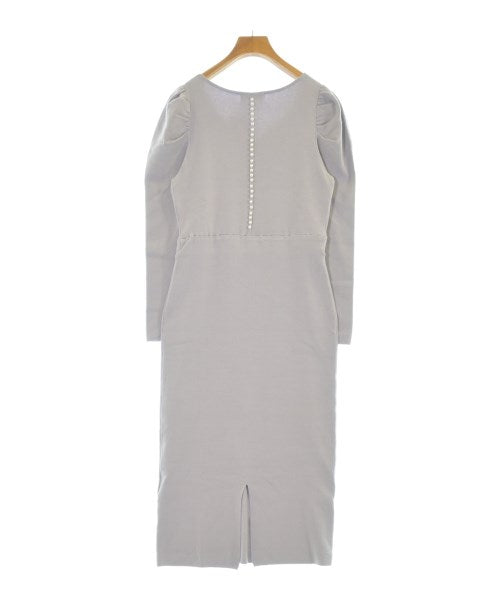PROPORTION BODY DRESSING ชุดเดรส