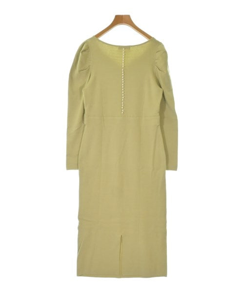PROPORTION BODY DRESSING ชุดเดรส