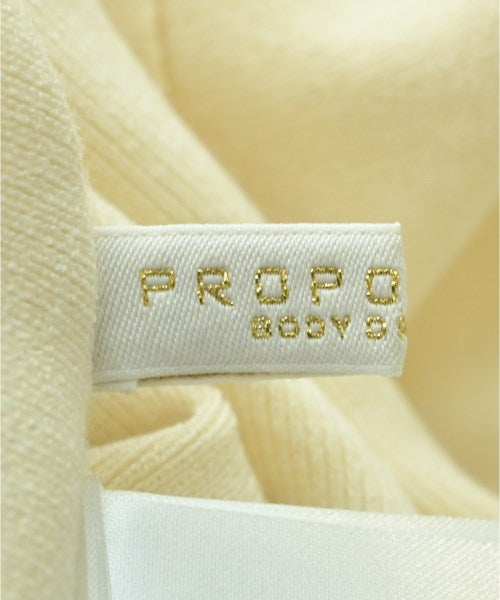PROPORTION BODY DRESSING เสื้อกันหนาว