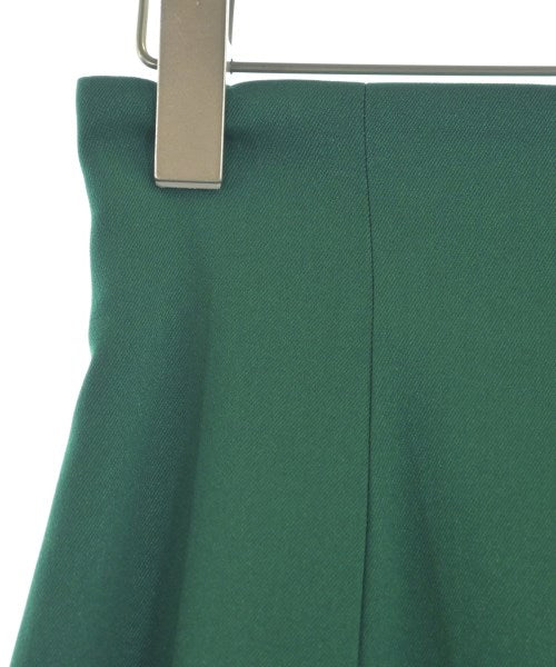 PROPORTION BODY DRESSING กระโปรงยาวถึงเข่า