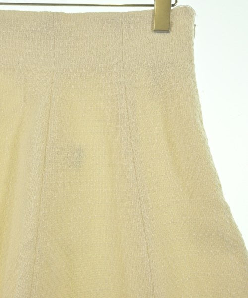 PROPORTION BODY DRESSING กระโปรงสั้น