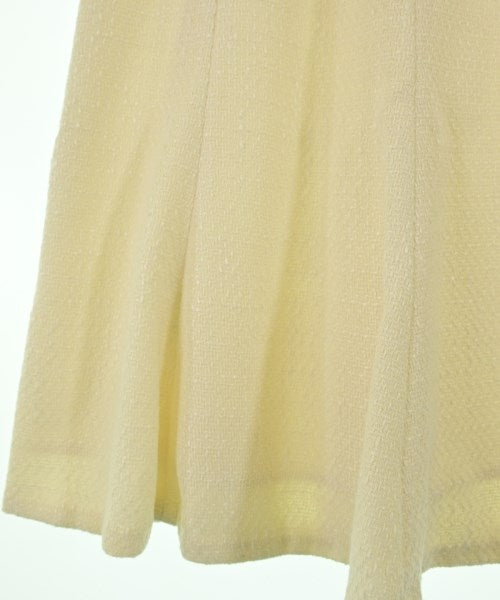 PROPORTION BODY DRESSING กระโปรงสั้น