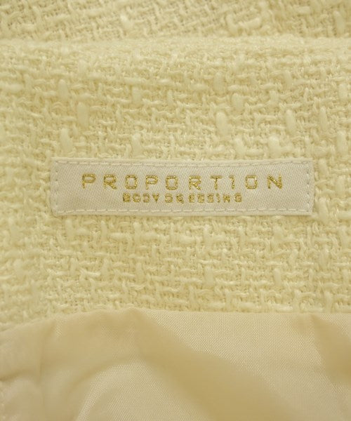 PROPORTION BODY DRESSING กระโปรงสั้น