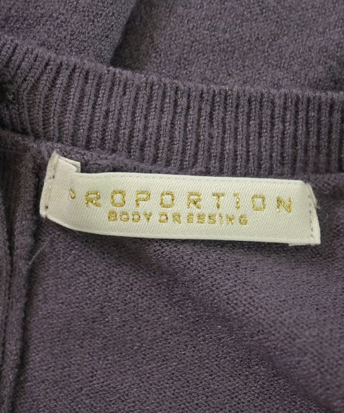 PROPORTION BODY DRESSING ชุดสูทแบบครบเซต (อื่นๆ)