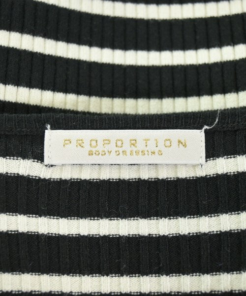 PROPORTION BODY DRESSING เสื้อกันหนาว