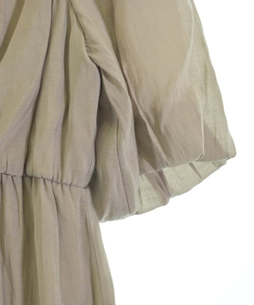 PROPORTION BODY DRESSING ชุดเดรส