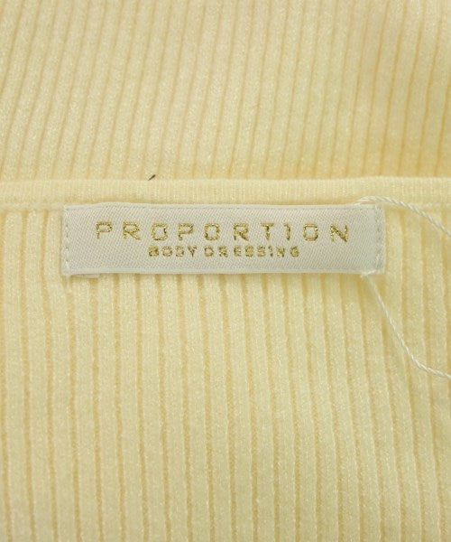 PROPORTION BODY DRESSING เสื้อกันหนาว