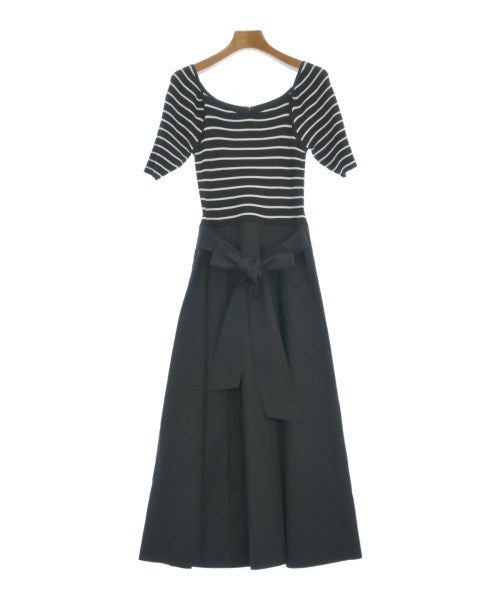 PROPORTION BODY DRESSING ชุดเดรส