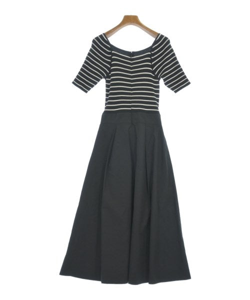 PROPORTION BODY DRESSING ชุดเดรส