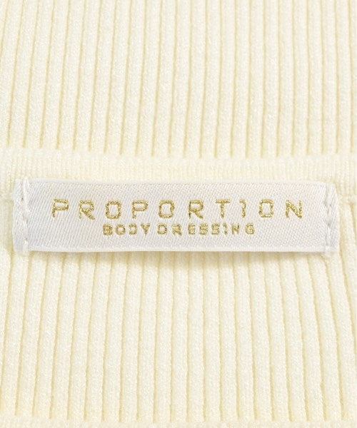 PROPORTION BODY DRESSING เสื้อกันหนาว