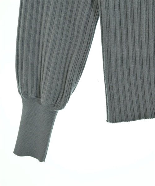 PROPORTION BODY DRESSING เสื้อกันหนาว