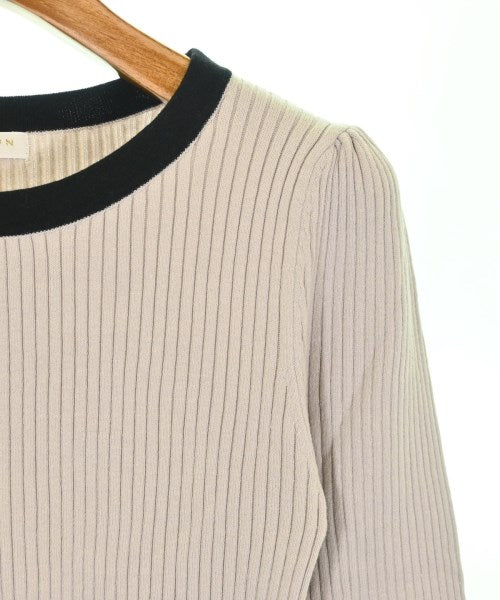 PROPORTION BODY DRESSING เสื้อกันหนาว