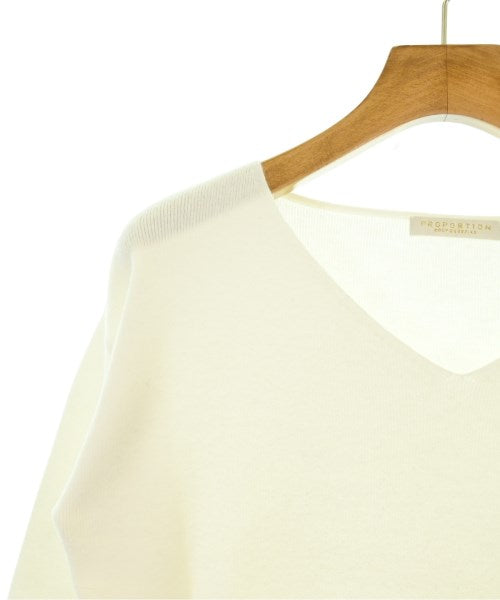 PROPORTION BODY DRESSING เสื้อกันหนาว