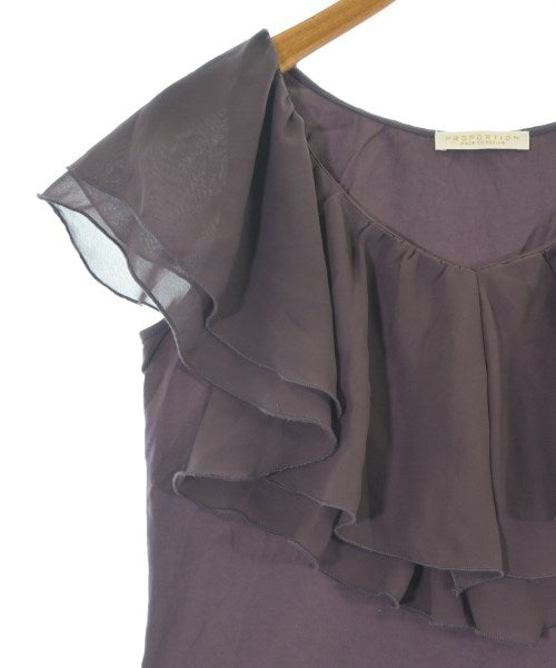 PROPORTION BODY DRESSING เสื้อยืด/เสื้อท็อปส์