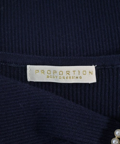 PROPORTION BODY DRESSING เสื้อกันหนาว