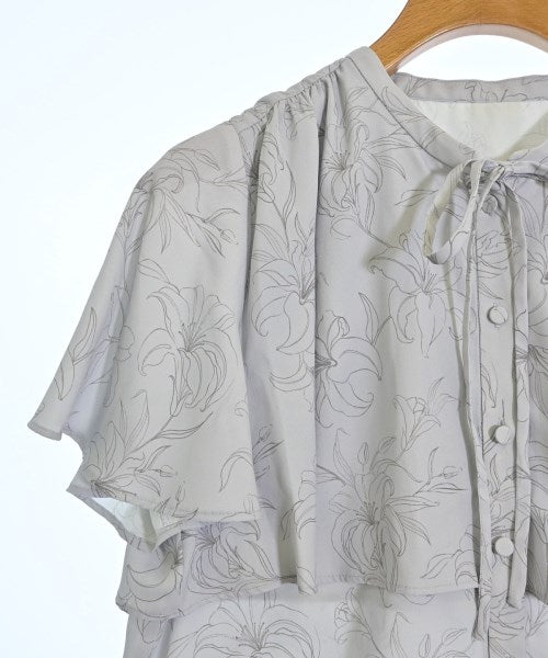 PROPORTION BODY DRESSING เสื้อสตรี