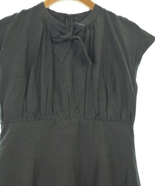 PROPORTION BODY DRESSING ชุดเดรส