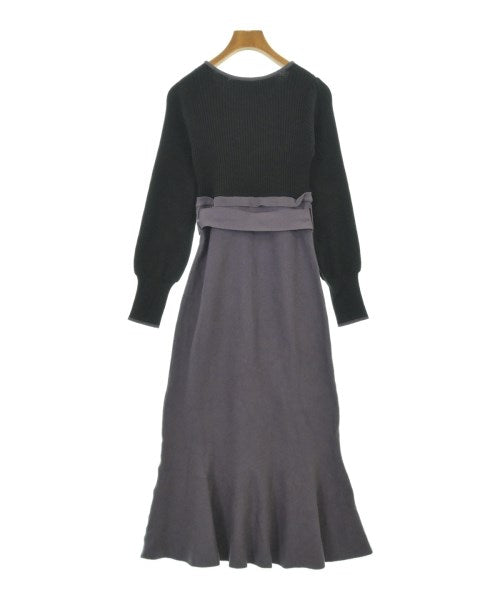 PROPORTION BODY DRESSING ชุดเดรส