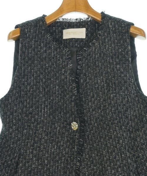 PROPORTION BODY DRESSING เสื้อสตรี