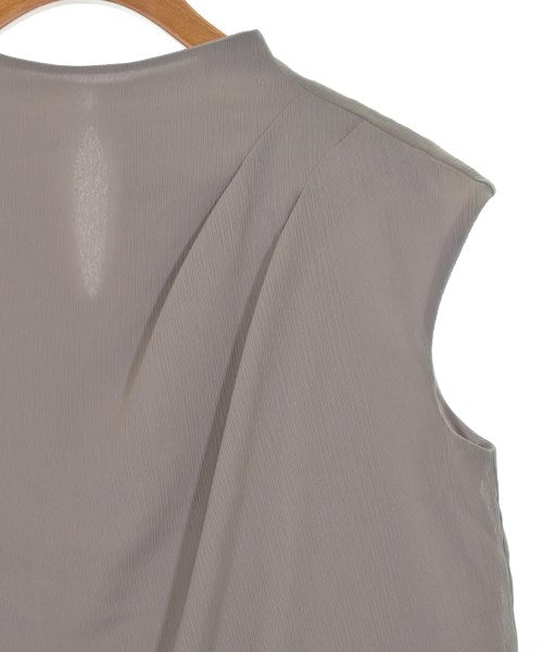 PROPORTION BODY DRESSING เสื้อลำลอง