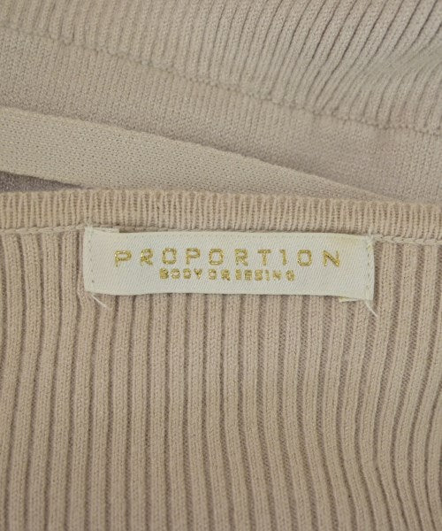 PROPORTION BODY DRESSING ชุดเดรส
