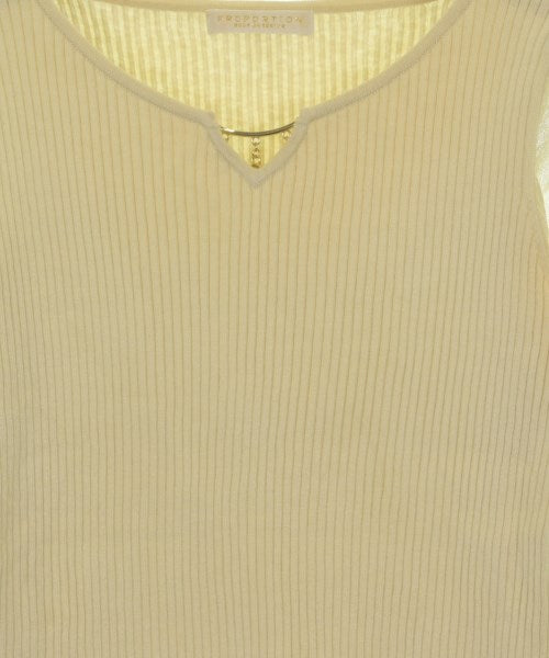PROPORTION BODY DRESSING เสื้อกันหนาว