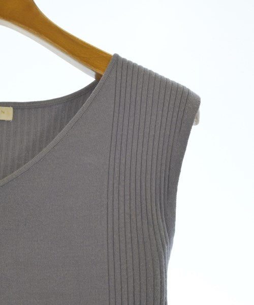 PROPORTION BODY DRESSING ชุดสูทแบบครบเซต (อื่นๆ)