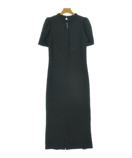 PROPORTION BODY DRESSING ชุดเดรส