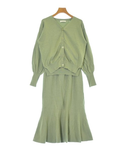PROPORTION BODY DRESSING ชุดสูทแบบครบเซต (อื่นๆ)