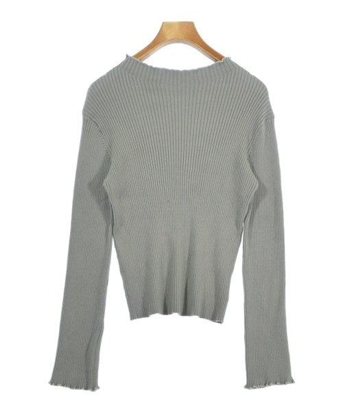 PROPORTION BODY DRESSING เสื้อกันหนาว