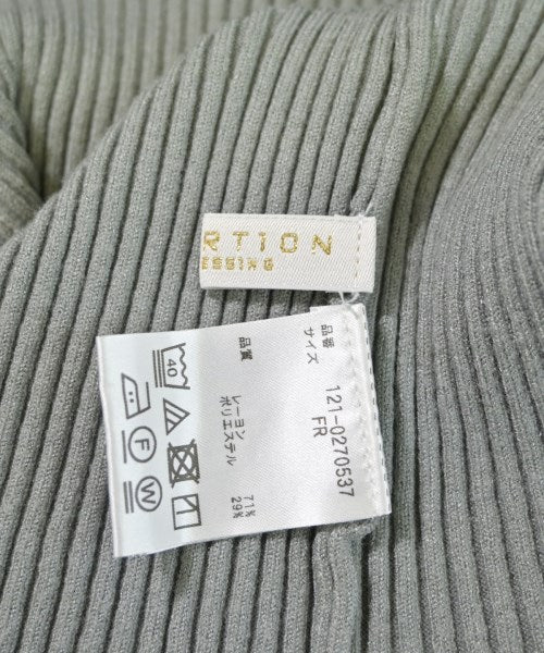 PROPORTION BODY DRESSING เสื้อกันหนาว