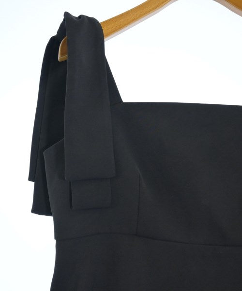 PROPORTION BODY DRESSING เสื้อสตรี