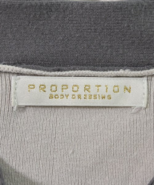 PROPORTION BODY DRESSING เสื้อกันหนาว