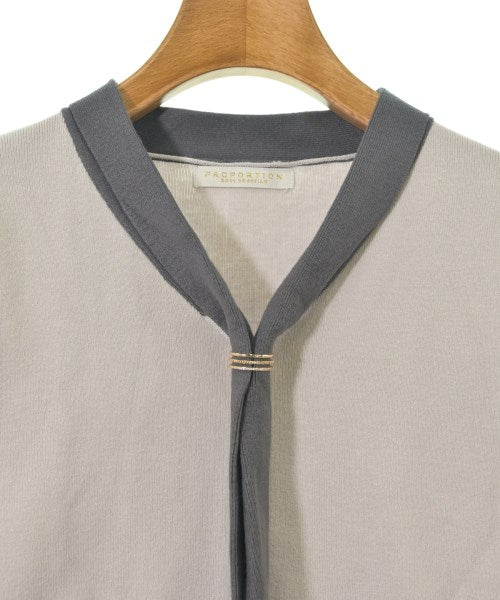 PROPORTION BODY DRESSING เสื้อกันหนาว