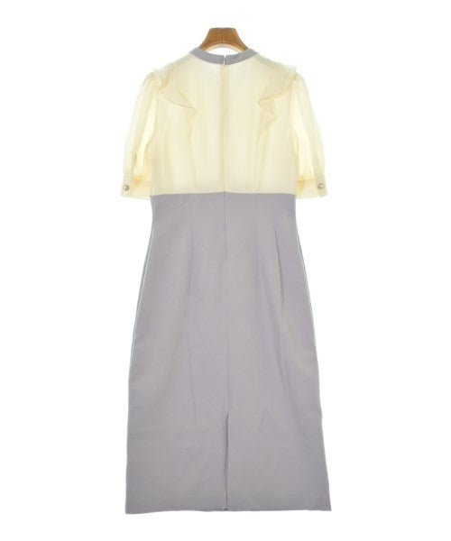 PROPORTION BODY DRESSING ชุดเดรส
