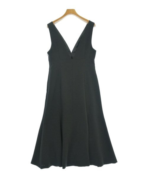 PROPORTION BODY DRESSING ชุดเดรส