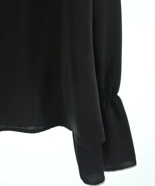 PROPORTION BODY DRESSING เสื้อสตรี