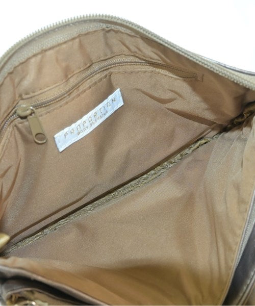 PROPORTION BODY DRESSING กระเป๋าสะพาย