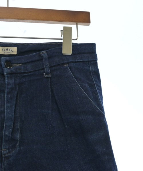 D.M.G ยีนส์
