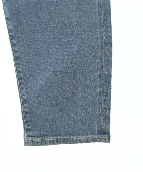 D.M.G ยีนส์