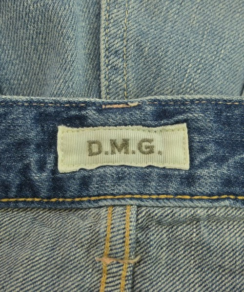 D.M.G ยีนส์