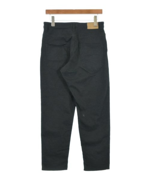 D.M.G ยีนส์