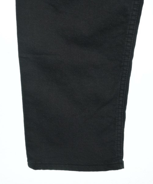 D.M.G ยีนส์