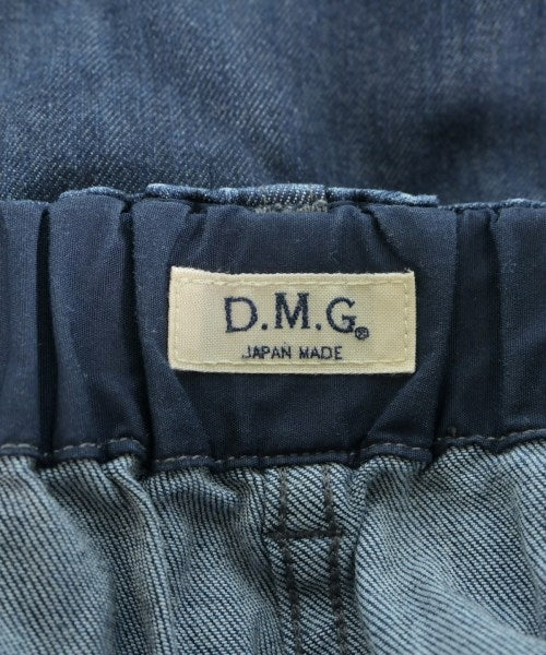 D.M.G ยีนส์
