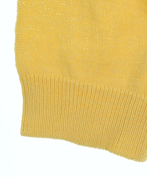 YANUK เสื้อกันหนาว