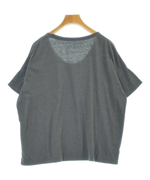 YANUK เสื้อยืด/เสื้อท็อปส์