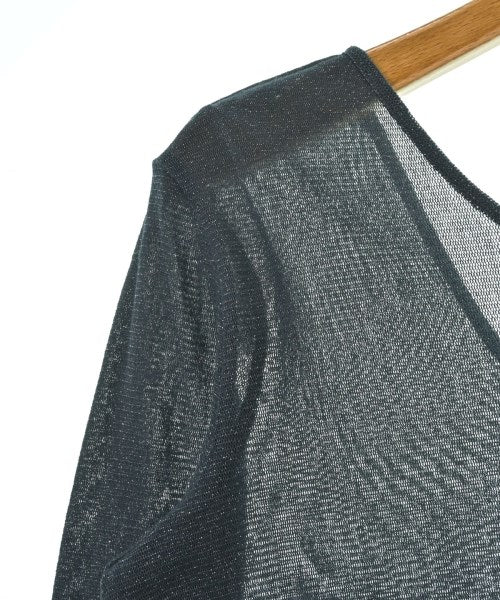 YANUK เสื้อยืด/เสื้อท็อปส์