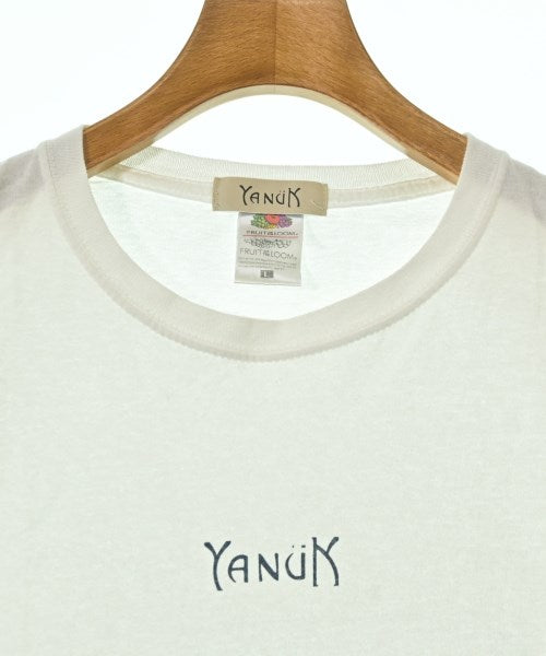 YANUK เสื้อยืด/เสื้อท็อปส์
